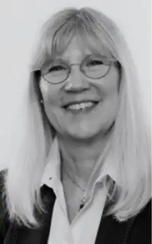 Yvonne Noble Director & Chartered Legal Executive